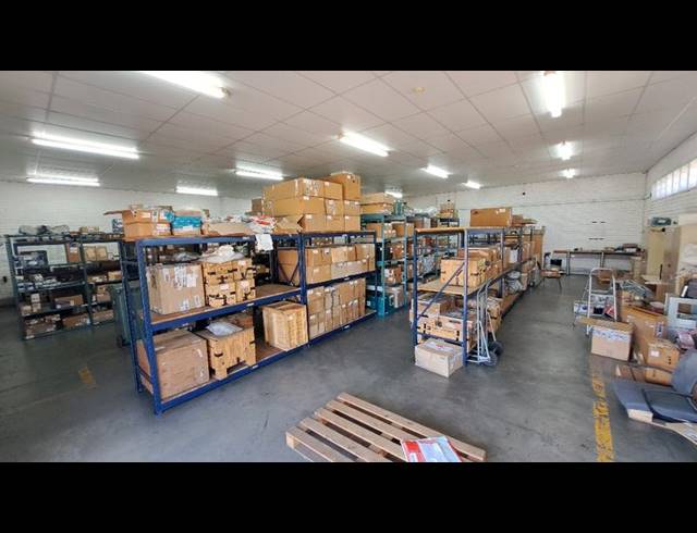 BUSINESS PROPERTY TO RENT IN ALTON